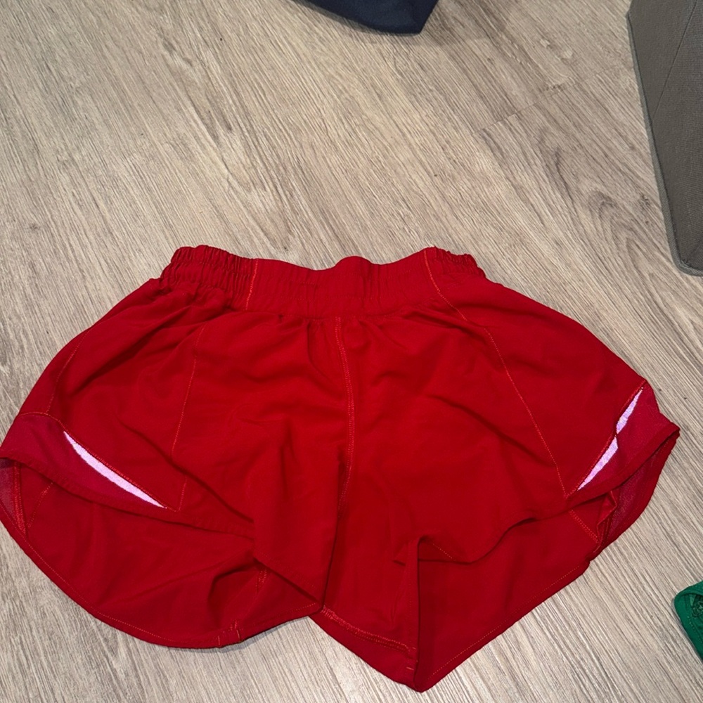 lululemon hotty hots